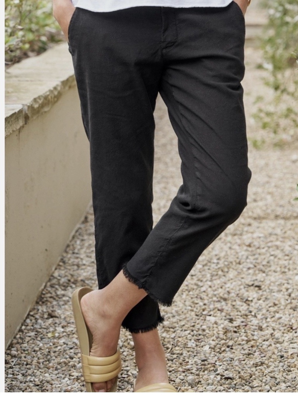 Frank & Eileen Black Cropped Chino Pants with Raw Hem size 8